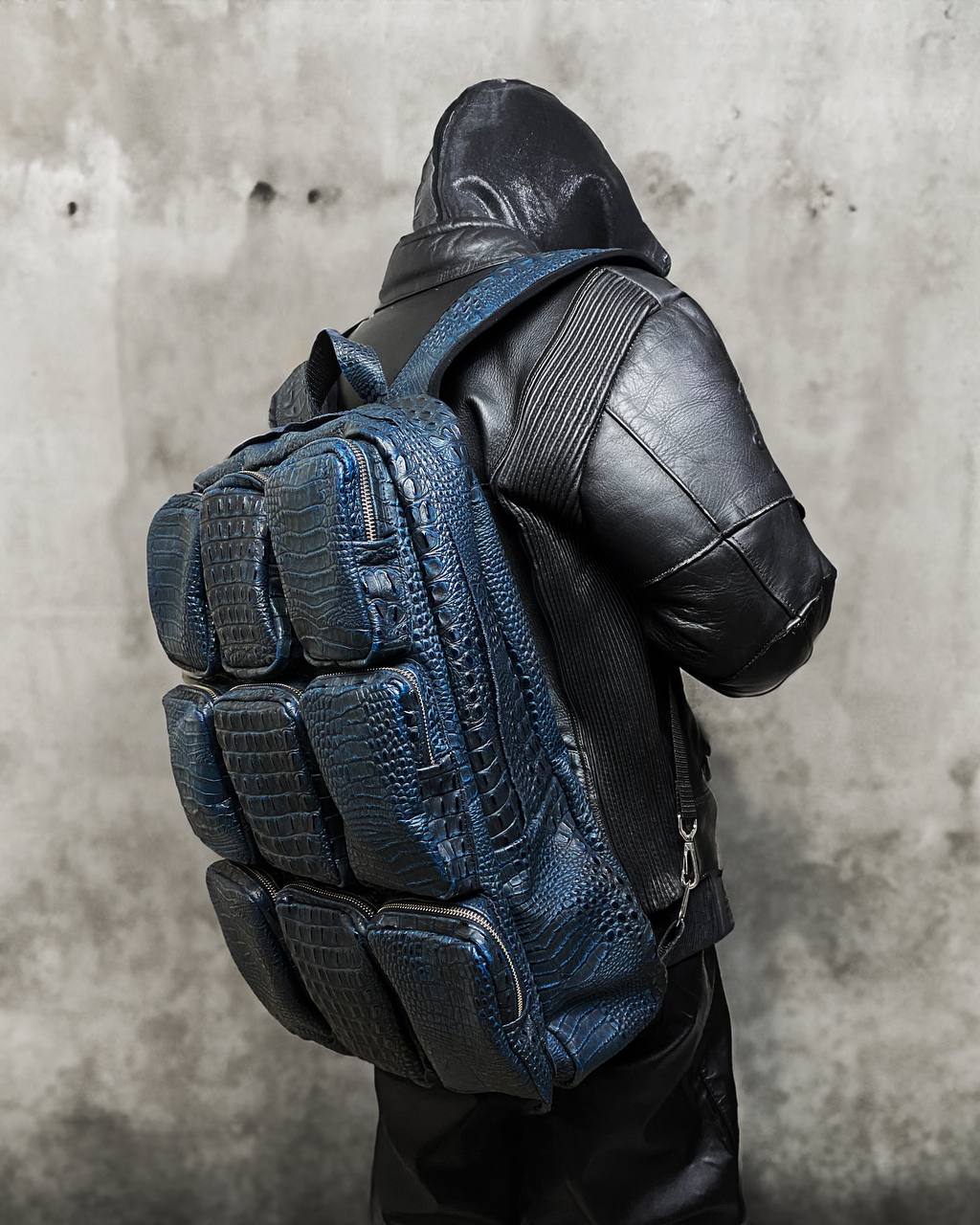 KAIMAN LEATHER BACKPACK