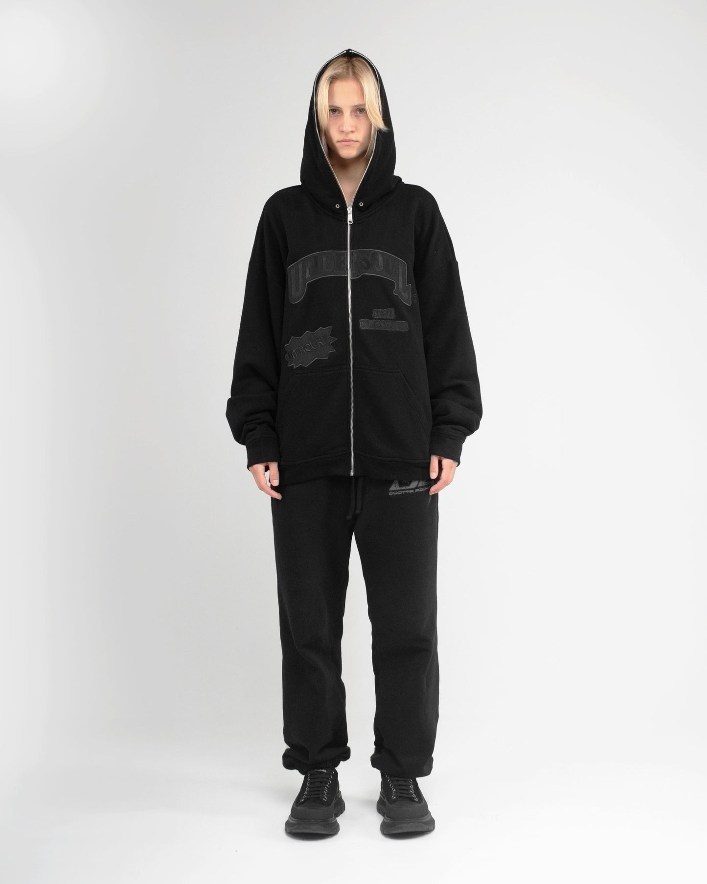 TOTAL BLACK UNDERWOOD FULL ZIP HOODIE